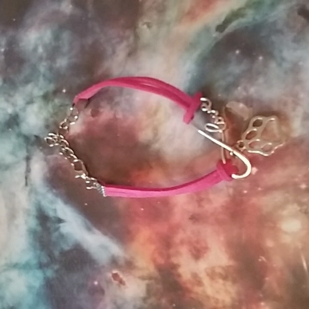 PAW BRACELET: ROSE PETAL STAR  (NWOT)